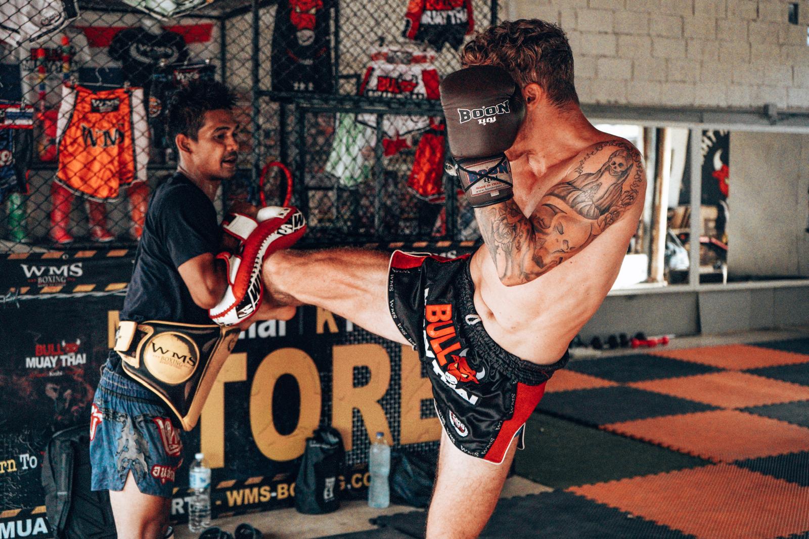 teambuilding teamuitje kickboksen Rotterdam